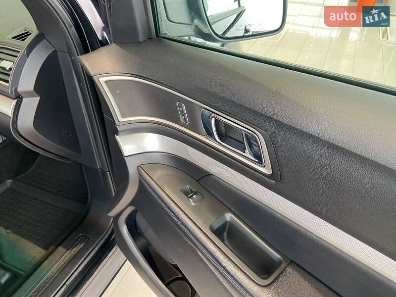 Внедорожник / Кроссовер Ford Explorer 2016 в Виннице