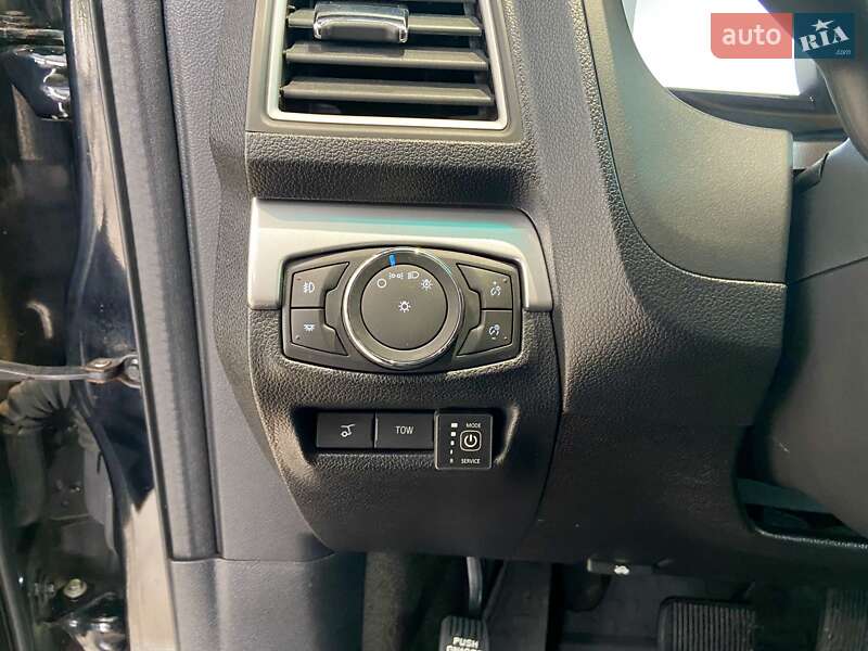 Внедорожник / Кроссовер Ford Explorer 2016 в Виннице