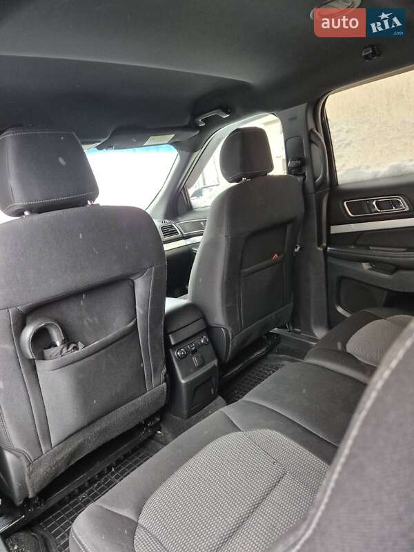 Внедорожник / Кроссовер Ford Explorer 2017 в Ивано-Франковске