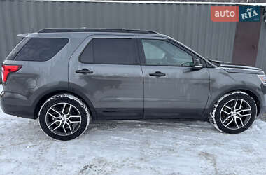 Позашляховик / Кросовер Ford Explorer 2017 в Полтаві