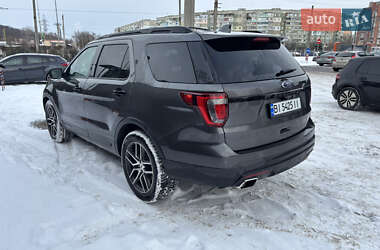 Позашляховик / Кросовер Ford Explorer 2017 в Полтаві