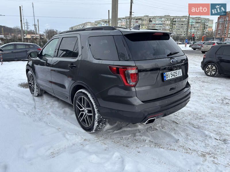 Внедорожник / Кроссовер Ford Explorer 2017 в Полтаве