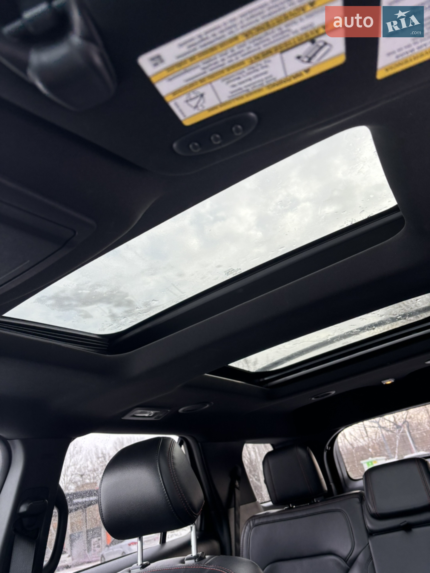 2017 Ford Explorer - мініатюра 17