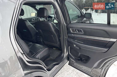Позашляховик / Кросовер Ford Explorer 2017 в Полтаві