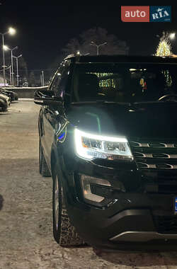 Позашляховик / Кросовер Ford Explorer 2016 в Бучі