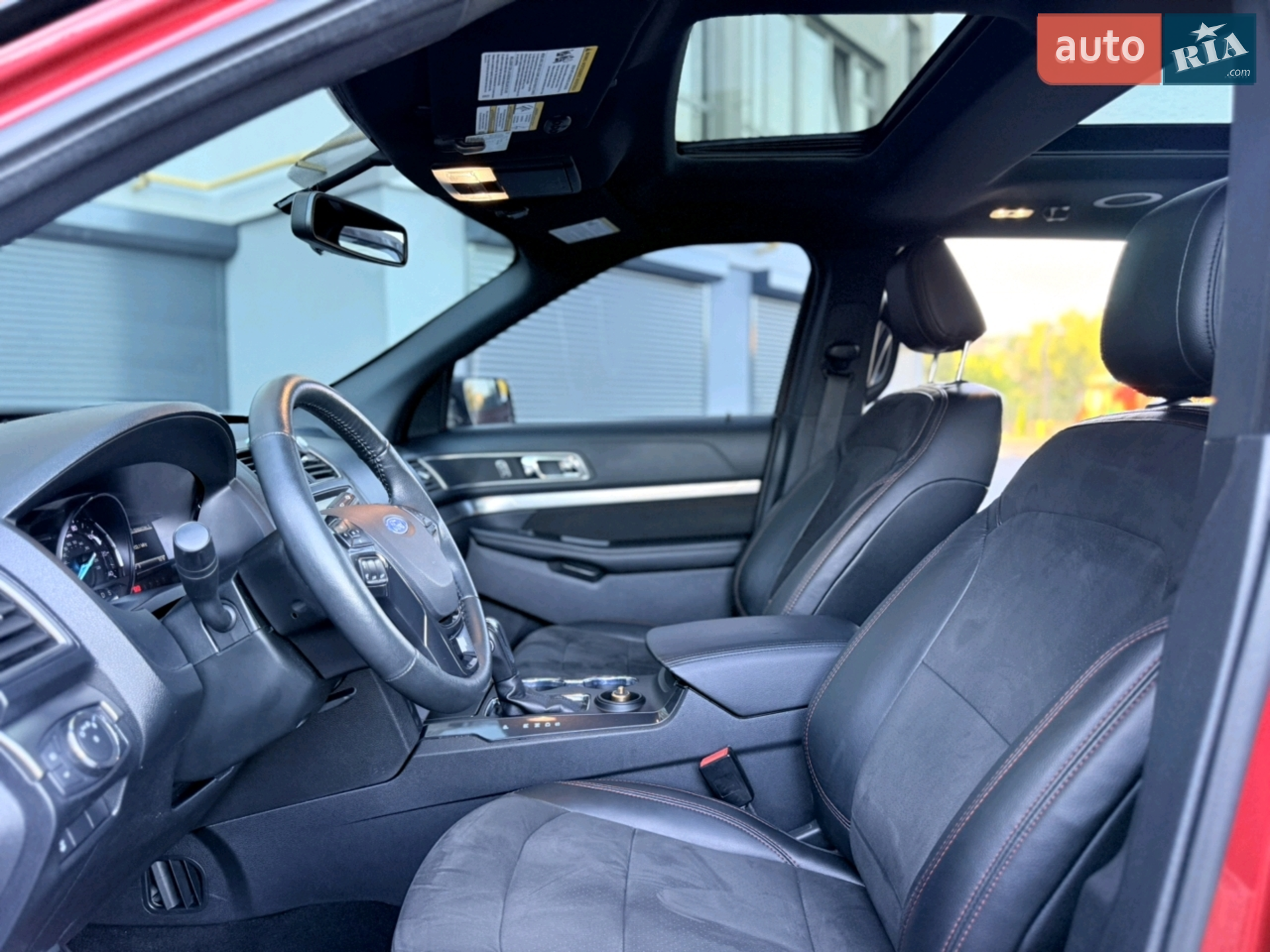 2018 Ford Explorer - мініатюра 21