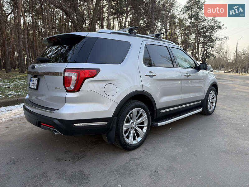 Позашляховик / Кросовер Ford Explorer 2019 в Миколаєві
