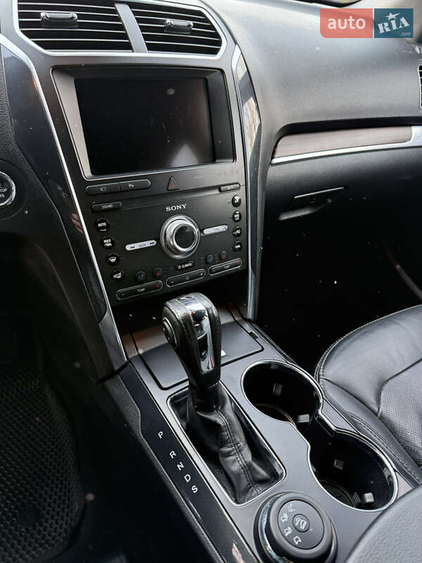 Позашляховик / Кросовер Ford Explorer 2019 в Миколаєві