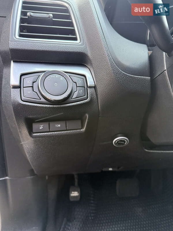 Позашляховик / Кросовер Ford Explorer 2019 в Миколаєві