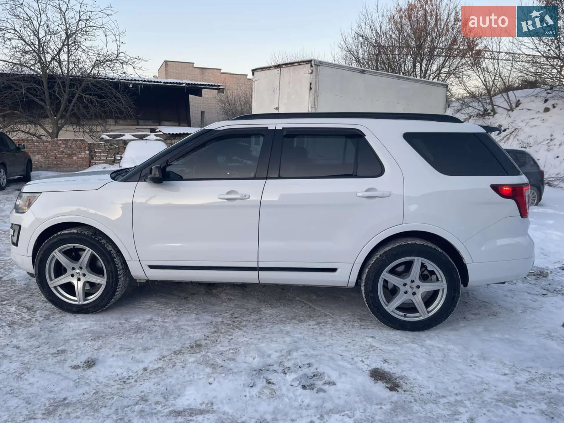 2015 Ford Explorer - мініатюра 8