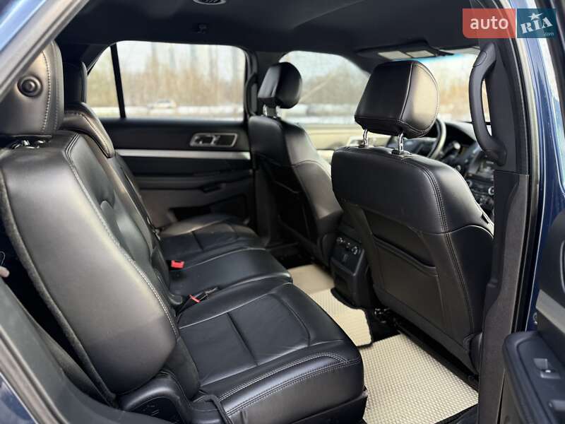 Внедорожник / Кроссовер Ford Explorer 2016 в Киеве фото 10 Внедорожник / Кроссовер Ford Explorer 2016 в Киеве