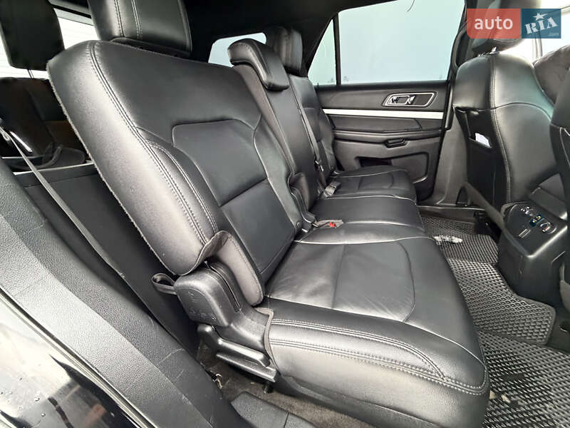 Позашляховик / Кросовер Ford Explorer 2015 в Вінниці