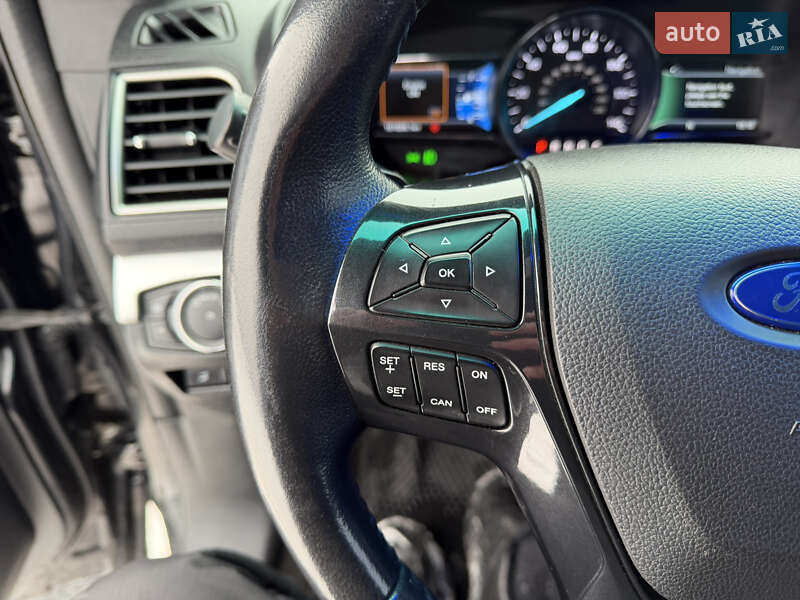 Позашляховик / Кросовер Ford Explorer 2015 в Вінниці