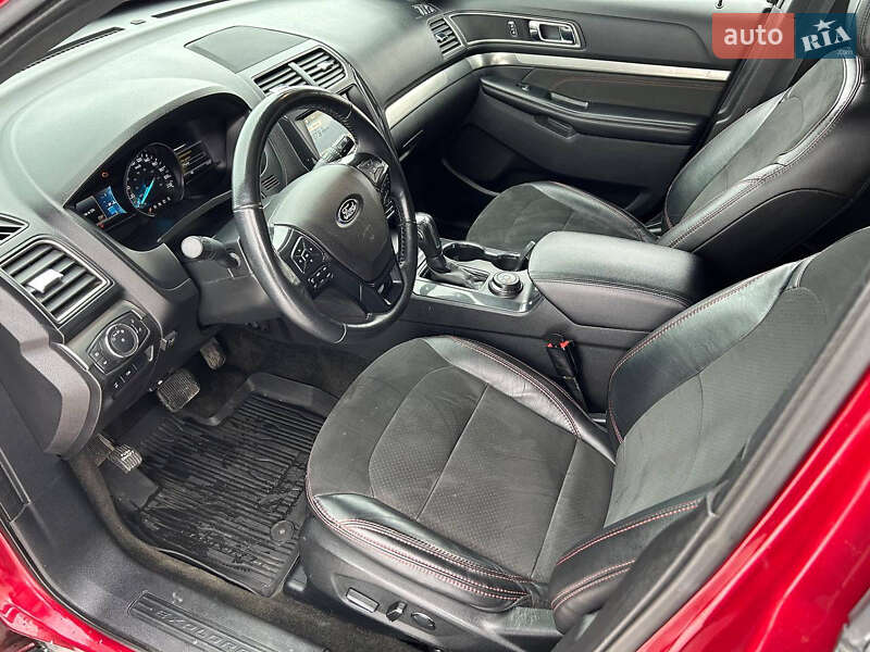 Внедорожник / Кроссовер Ford Explorer 2018 в Стрые