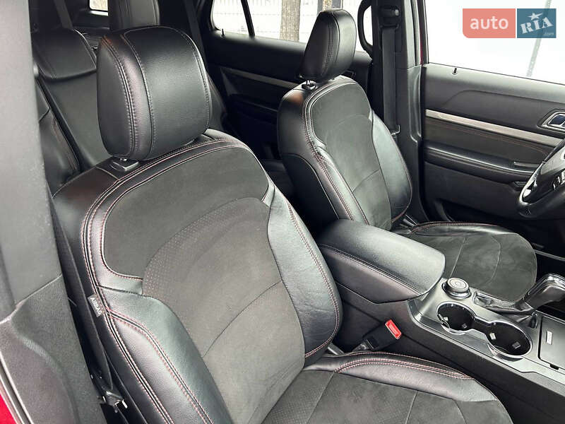 Внедорожник / Кроссовер Ford Explorer 2018 в Стрые