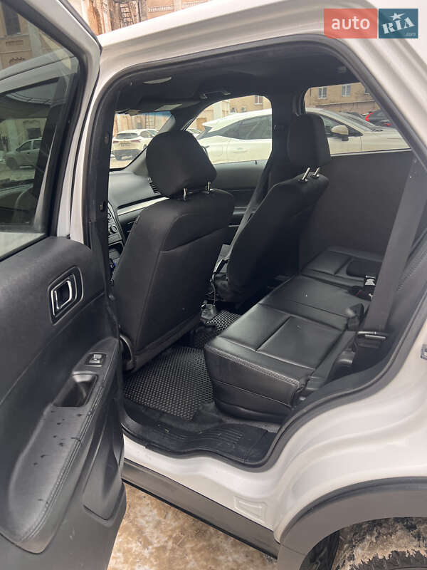 Позашляховик / Кросовер Ford Explorer 2017 в Києві