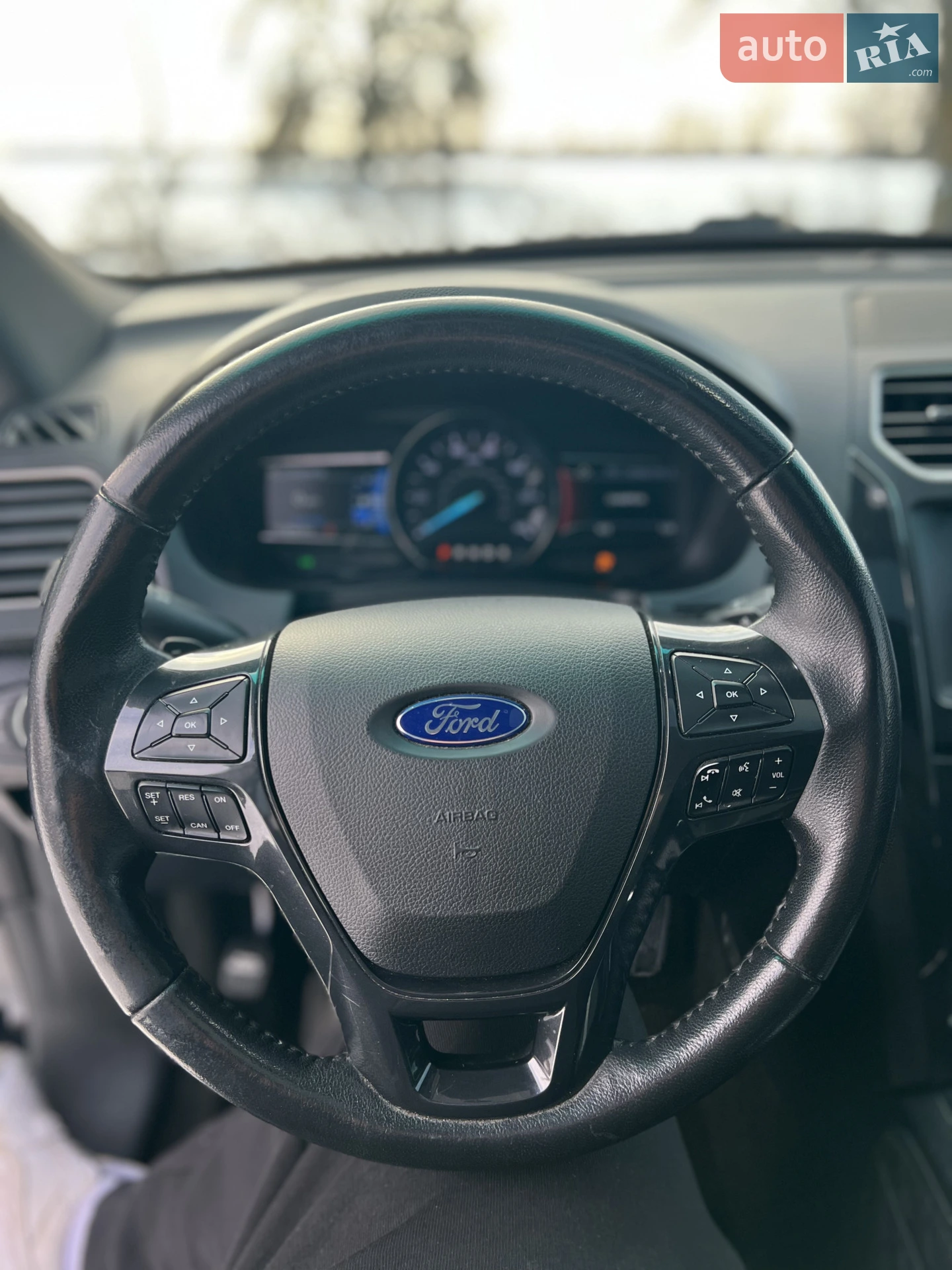 2016 Ford Explorer - мініатюра 41