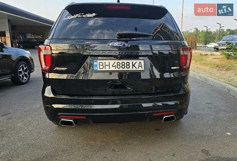 Позашляховик / Кросовер Ford Explorer 2016 в Дніпрі фото 13 Позашляховик / Кросовер Ford Explorer 2016 в Дніпрі