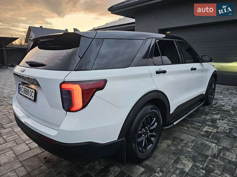 Позашляховик / Кросовер Ford Explorer 2021 в Луцьку