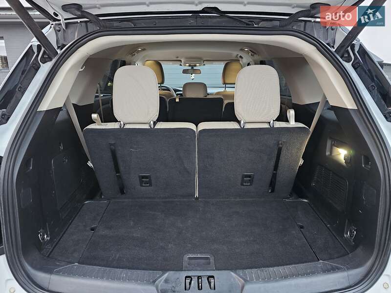 Позашляховик / Кросовер Ford Explorer 2021 в Луцьку