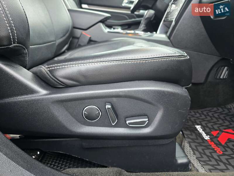 Позашляховик / Кросовер Ford Explorer 2016 в Хмельницькому