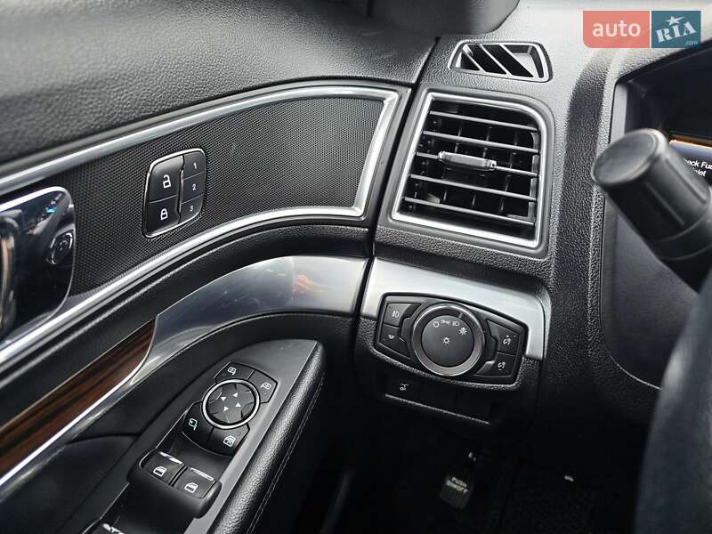 Позашляховик / Кросовер Ford Explorer 2016 в Хмельницькому