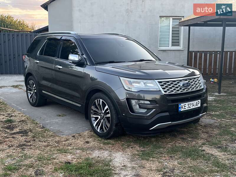 Внедорожник / Кроссовер Ford Explorer 2016 в Обуховке