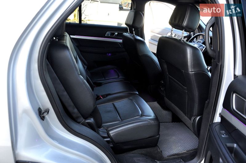 Внедорожник / Кроссовер Ford Explorer 2016 в Львове