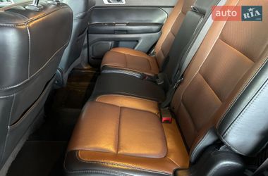 Внедорожник / Кроссовер Ford Explorer 2015 в Одессе