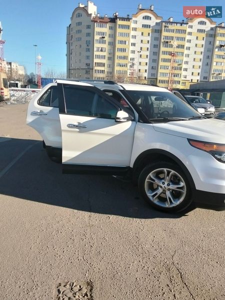 Внедорожник / Кроссовер Ford Explorer 2013 в Ивано-Франковске