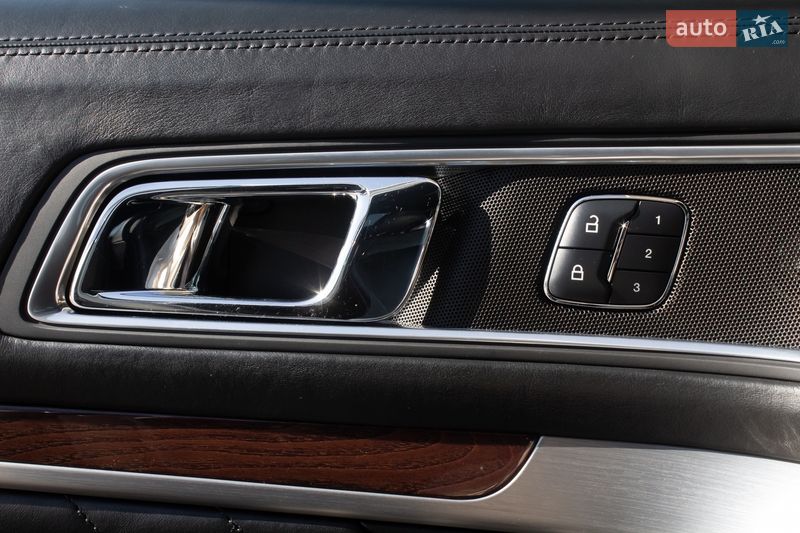 Внедорожник / Кроссовер Ford Explorer 2017 в Киеве