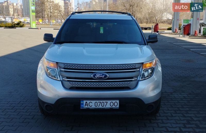 Позашляховик / Кросовер Ford Explorer 2013 в Києві