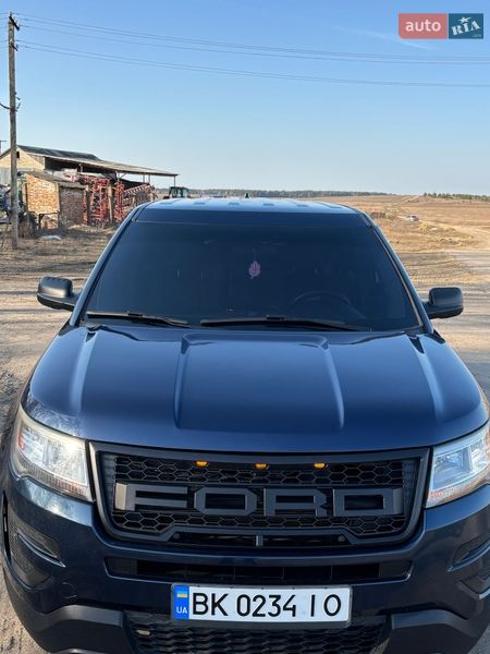 Позашляховик / Кросовер Ford Explorer 2017 в Володимирці