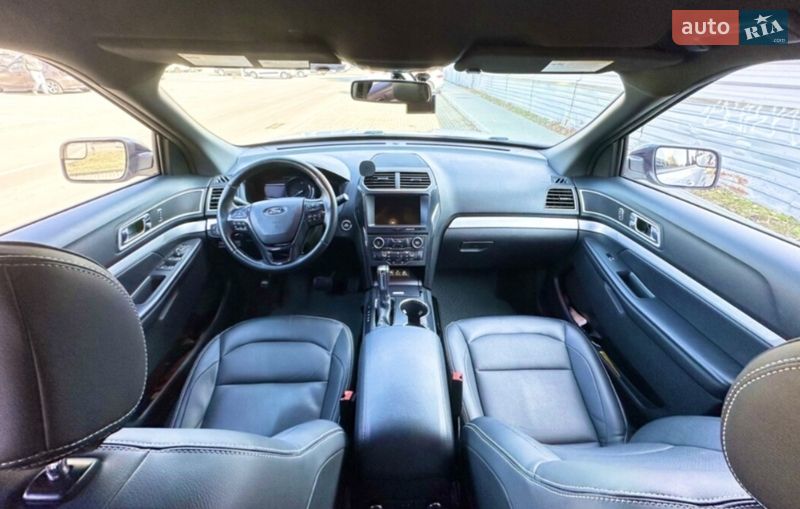 Позашляховик / Кросовер Ford Explorer 2017 в Києві