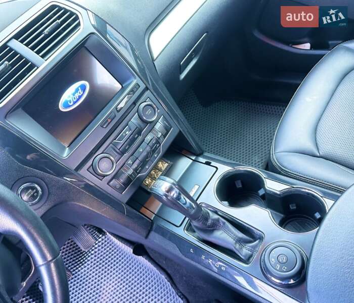 Позашляховик / Кросовер Ford Explorer 2017 в Києві