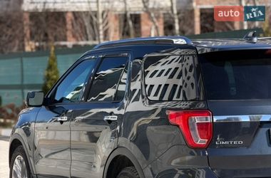 Позашляховик / Кросовер Ford Explorer 2017 в Бучі