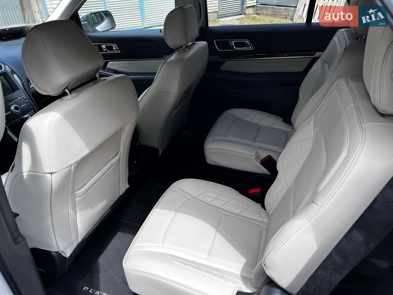 Позашляховик / Кросовер Ford Explorer 2017 в Чернівцях фото 27 Позашляховик / Кросовер Ford Explorer 2017 в Чернівцях