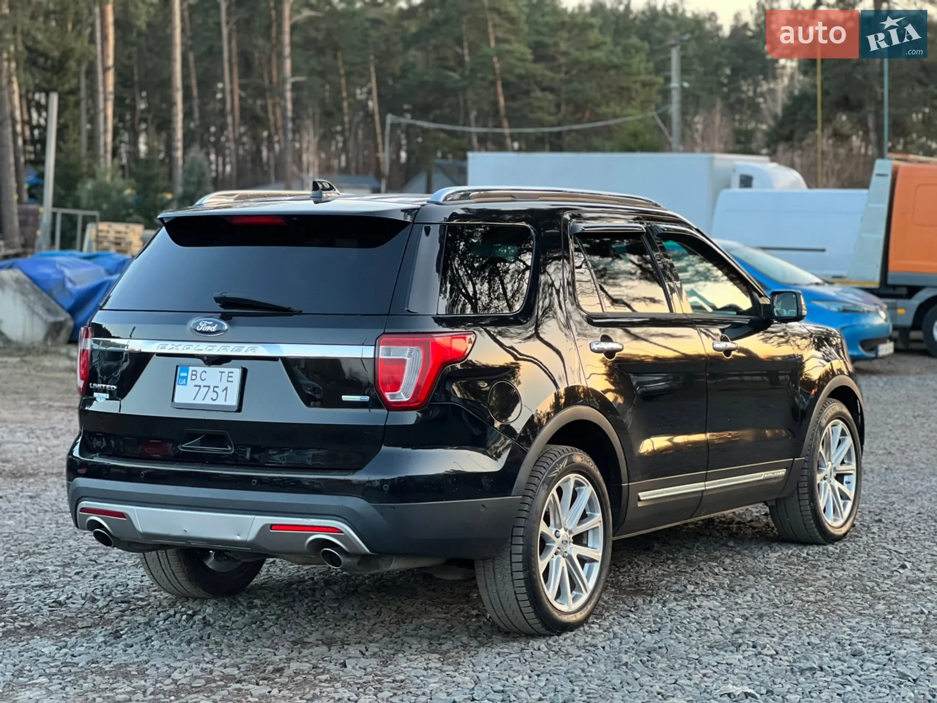 2015 Ford Explorer - мініатюра 8