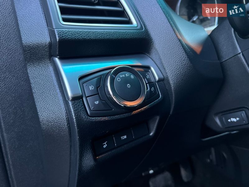 Позашляховик / Кросовер Ford Explorer 2015 в Бродах