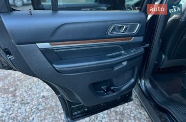Позашляховик / Кросовер Ford Explorer 2015 в Бродах