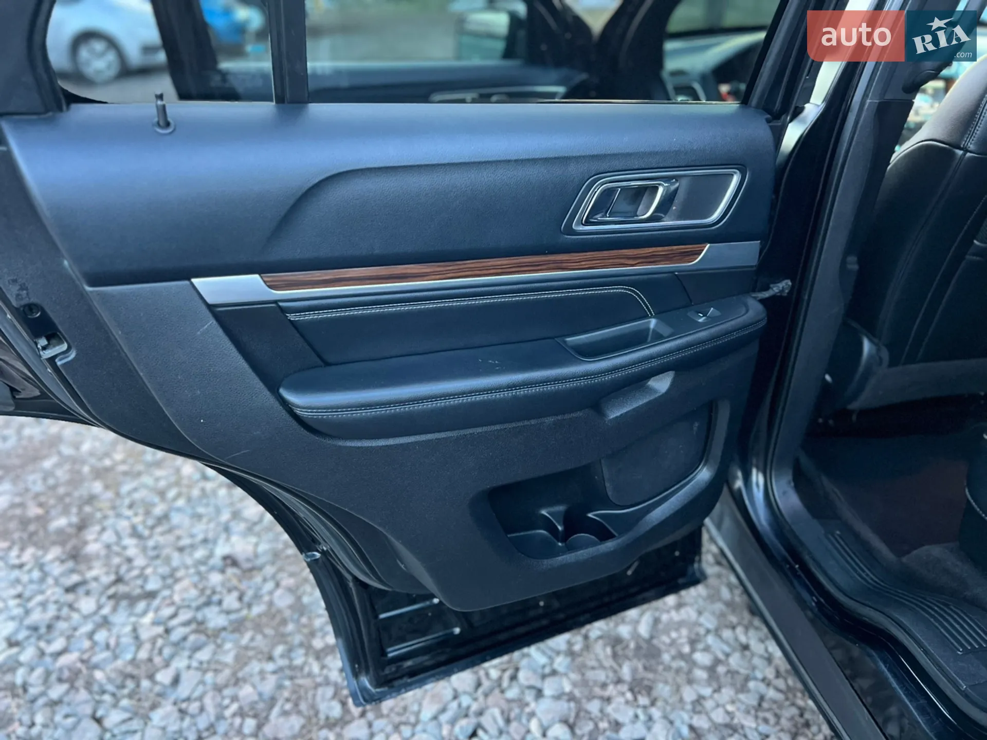 2015 Ford Explorer - мініатюра 39