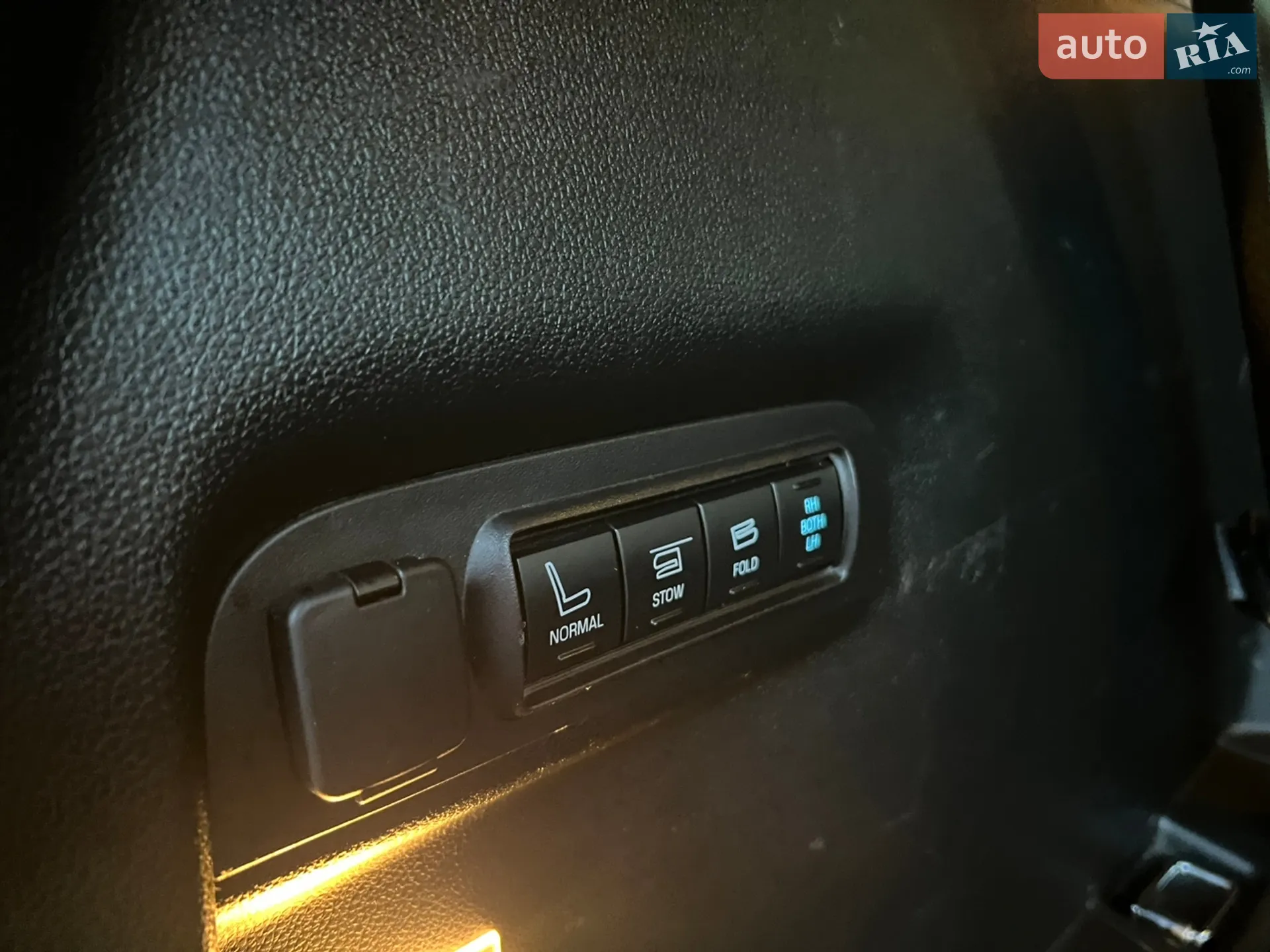 2015 Ford Explorer - мініатюра 48