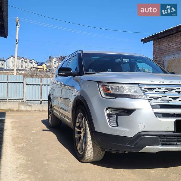 Внедорожник / Кроссовер Ford Explorer 2018 в Тернополе