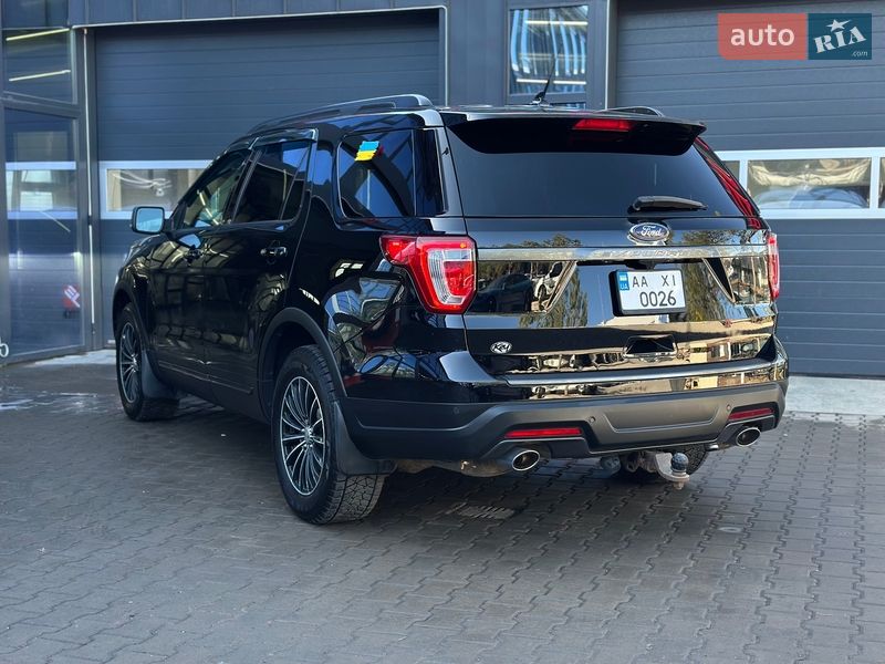 Позашляховик / Кросовер Ford Explorer 2018 в Рівному