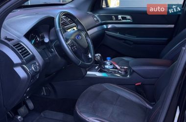 Внедорожник / Кроссовер Ford Explorer 2018 в Ровно