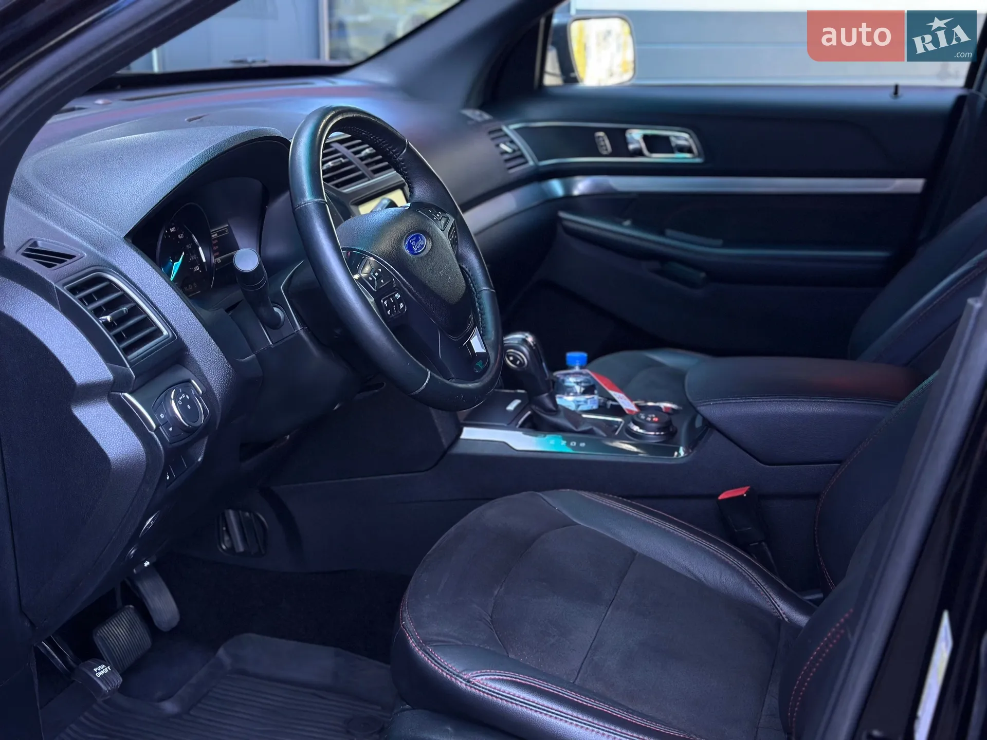 2018 Ford Explorer - мініатюра 23
