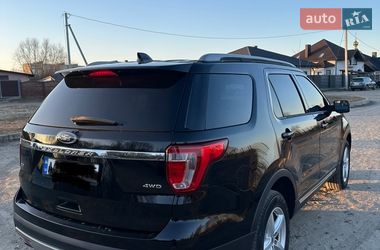 Позашляховик / Кросовер Ford Explorer 2016 в Ковелі
