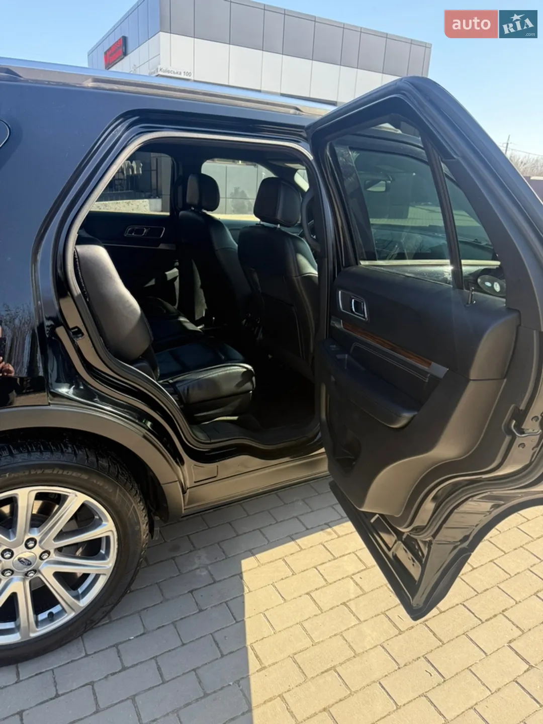 2017 Ford Explorer - мініатюра 16