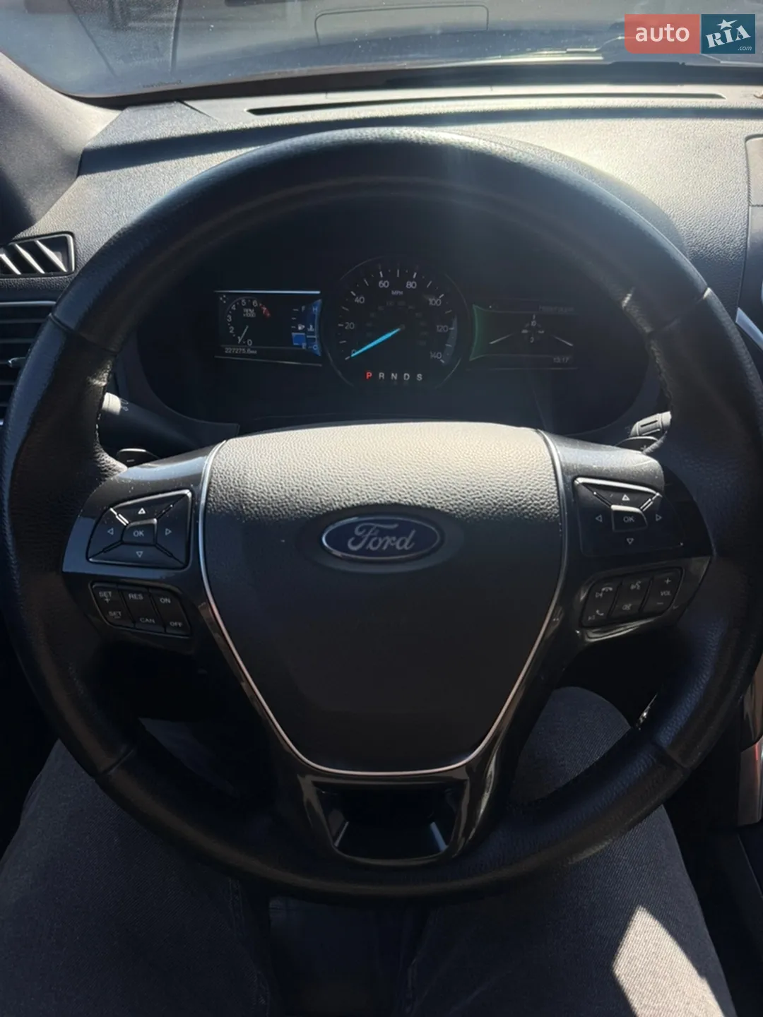 2017 Ford Explorer - мініатюра 19