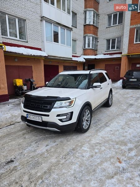 Ford Explorer, фото из объявления